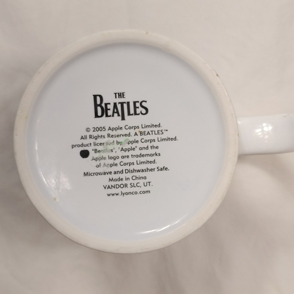 Beatles 2005 coffee mug - Picture 5 of 9